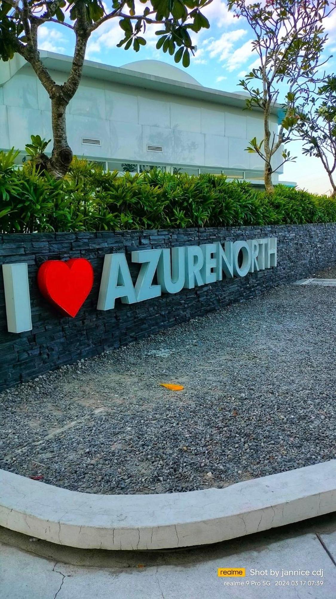 The Aces Crib At Azure North Pampanga San Fernando (Pampanga) Exterior foto